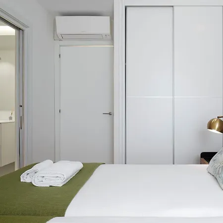 The Collection - Palace I * Saint-Sébastien