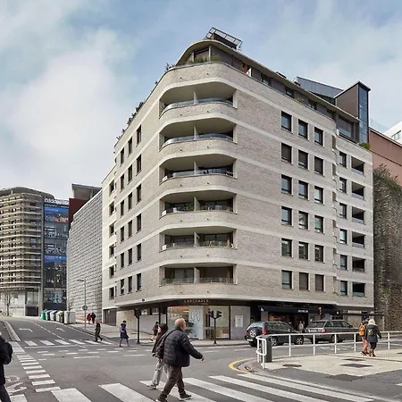 The Collection - Palace I Saint-Sébastien